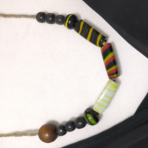 Vintage Italian Mid-Length Necklace - Picture 4 of 11